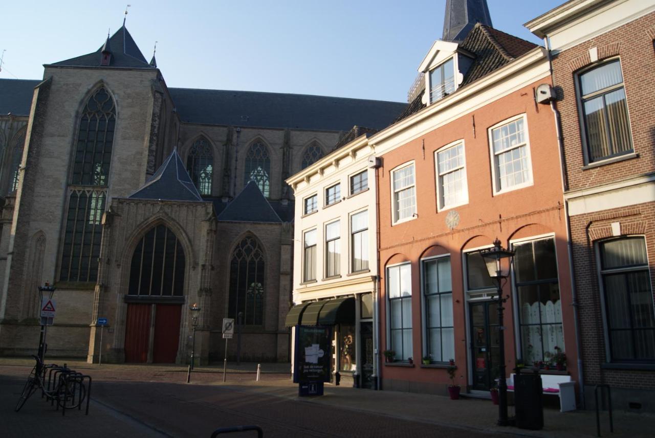 캠펜 De Zevenster "Gevestigd Aan De Winkelstraat" B&B 외부 사진