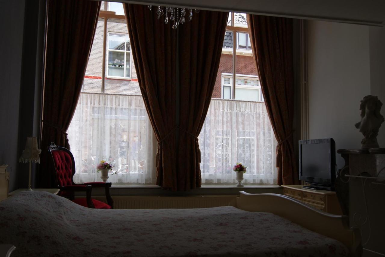 캠펜 De Zevenster "Gevestigd Aan De Winkelstraat" B&B 외부 사진