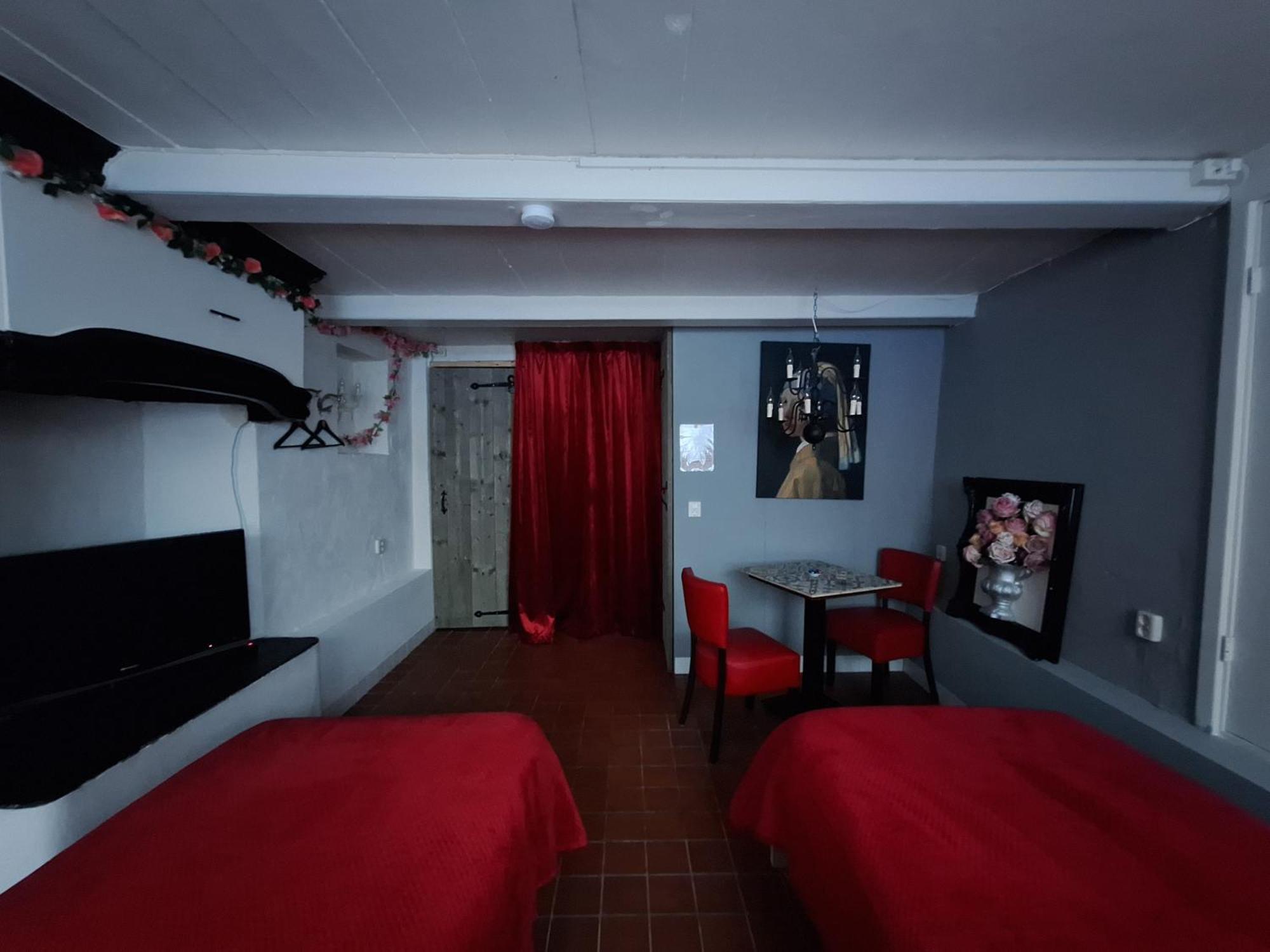 캠펜 De Zevenster "Gevestigd Aan De Winkelstraat" B&B 외부 사진